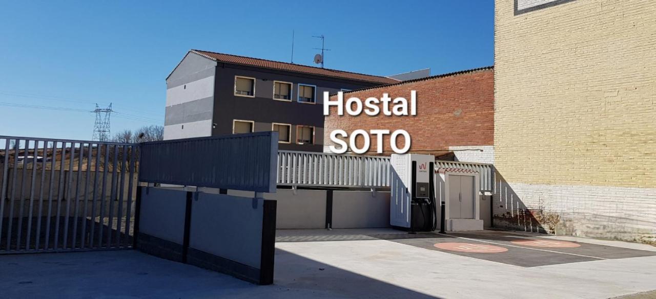 Hostal Soto La Virgen del Camino Exterior foto